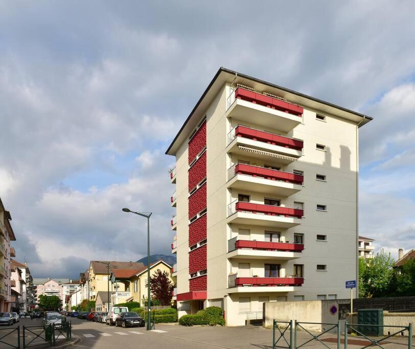 Cabana & Le Central - Proche Lac , Terrasse Et Parking Annecy Exterior photo